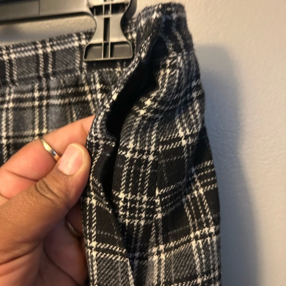 Pendleton skirt - vintage gray tartan plaid 100% wool midi length pencil - Picture 2 of 8